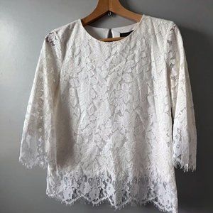 Banana Republic Women's X-Small White Lace Blouse | Top Open Flutter Sleeve